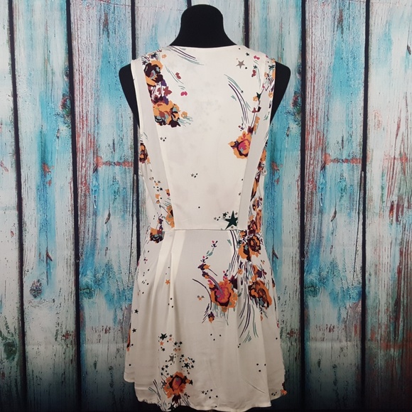 NWT Free People Back to Basics Wrap Top - Picture 2 of 6